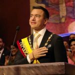 Lavinia Valbonesi aclara qué tenía Daniel Noboa en el bolsillo de su terno